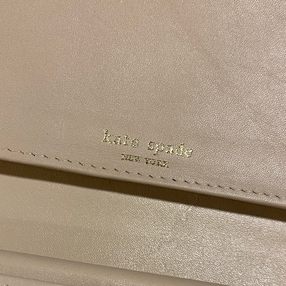 Kate Spade Vibrant Green Leather Wallet - Picture 3 of 4